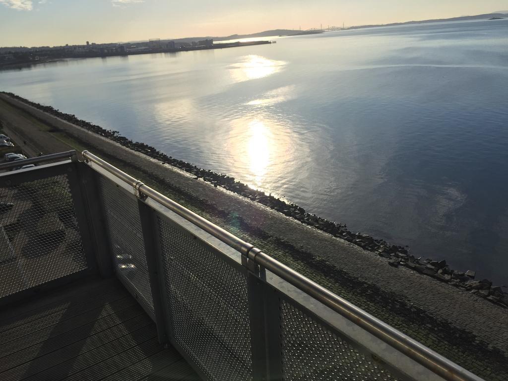 Edinburgh Western Harbour 외부 사진